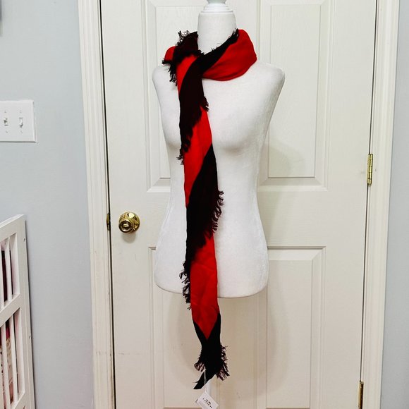 COACH OVERSIZED 100% WOOL SCARF WRAP 54 IN X 54 IN - Picture 6 of 12